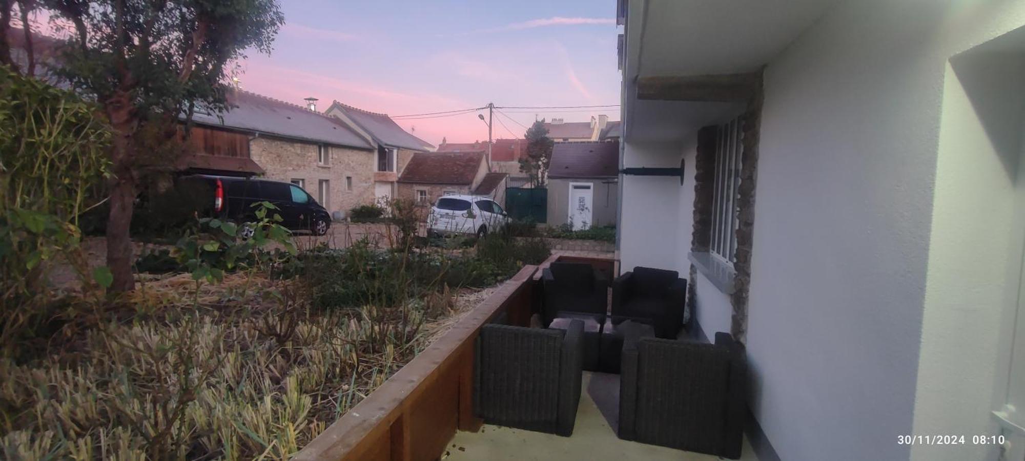 Terrasse 2 Parking Prive Entre Guillemets Hébergement de vacances *